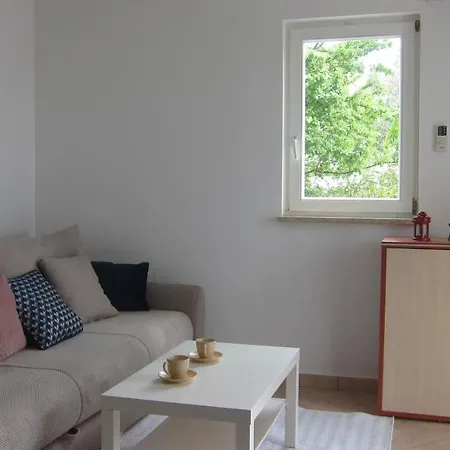 Marina Apartment *